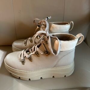 Zodiac Billie Platform Sneakers Lace Up Work Ankle Sole Boots Light Taupe 8 1/2